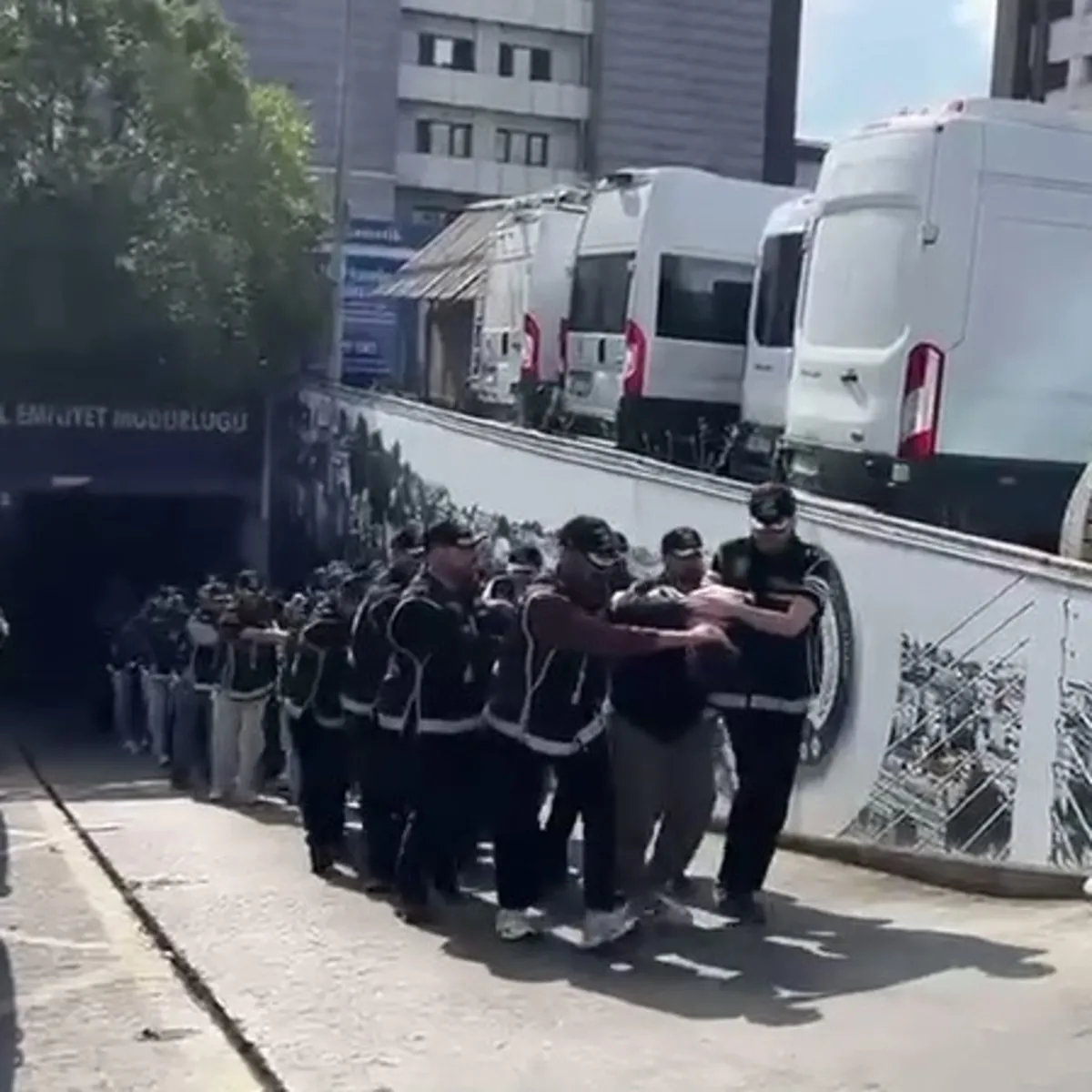 Beykoz'da saklanan cephanelik ortaya çıktı: Yakup Kerem Saral'ın Sedat Şahin suikast planı çöktü