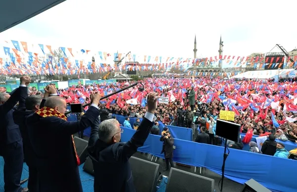 Başkan Recep Tayyip Erdoğan Kayseri’de duyurdu! Emeklilere promosyon müjdesi