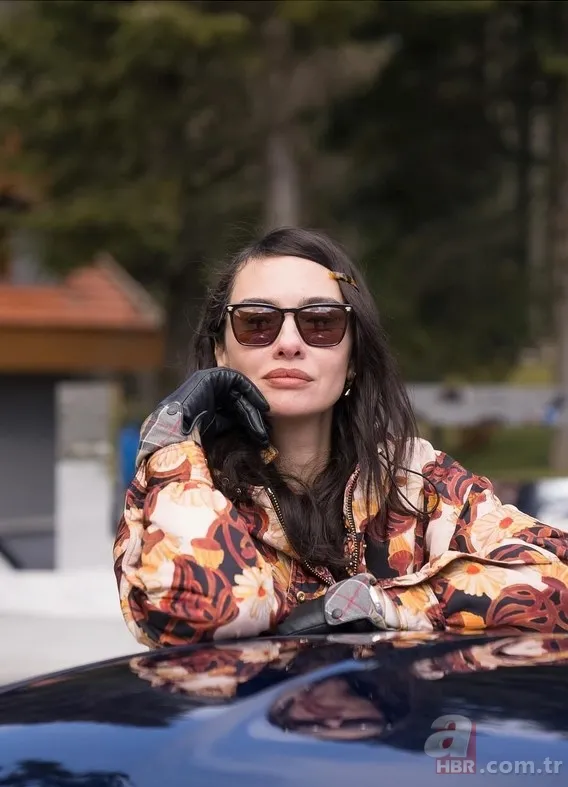 Aşkını ilan etti! Birce Akalay ilk kez paylaştı! Sevgilisi Hakan Kurtaş'ın yorumu dikkat çekti 3