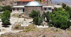 Hangi türbeye ne için gidiliyor?