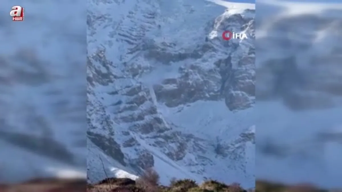 Ağrı Dağı'nda çığ düştü