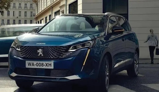Peugeot aralık ayı fiyat listesini açıkladı! İşte sıfır Peugeot 208, 308, 2008, e-2008, 408, 3008, 508, ve 5008 Kasım ayı yeni fiyat listesi. - 11