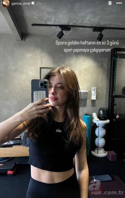 Hande Erçel'in ablası Gamze Erçel doğal güzelliğiyle dikkat çekti! Takipçileri yorum yağdırdı! İşte o paylaşım... 4