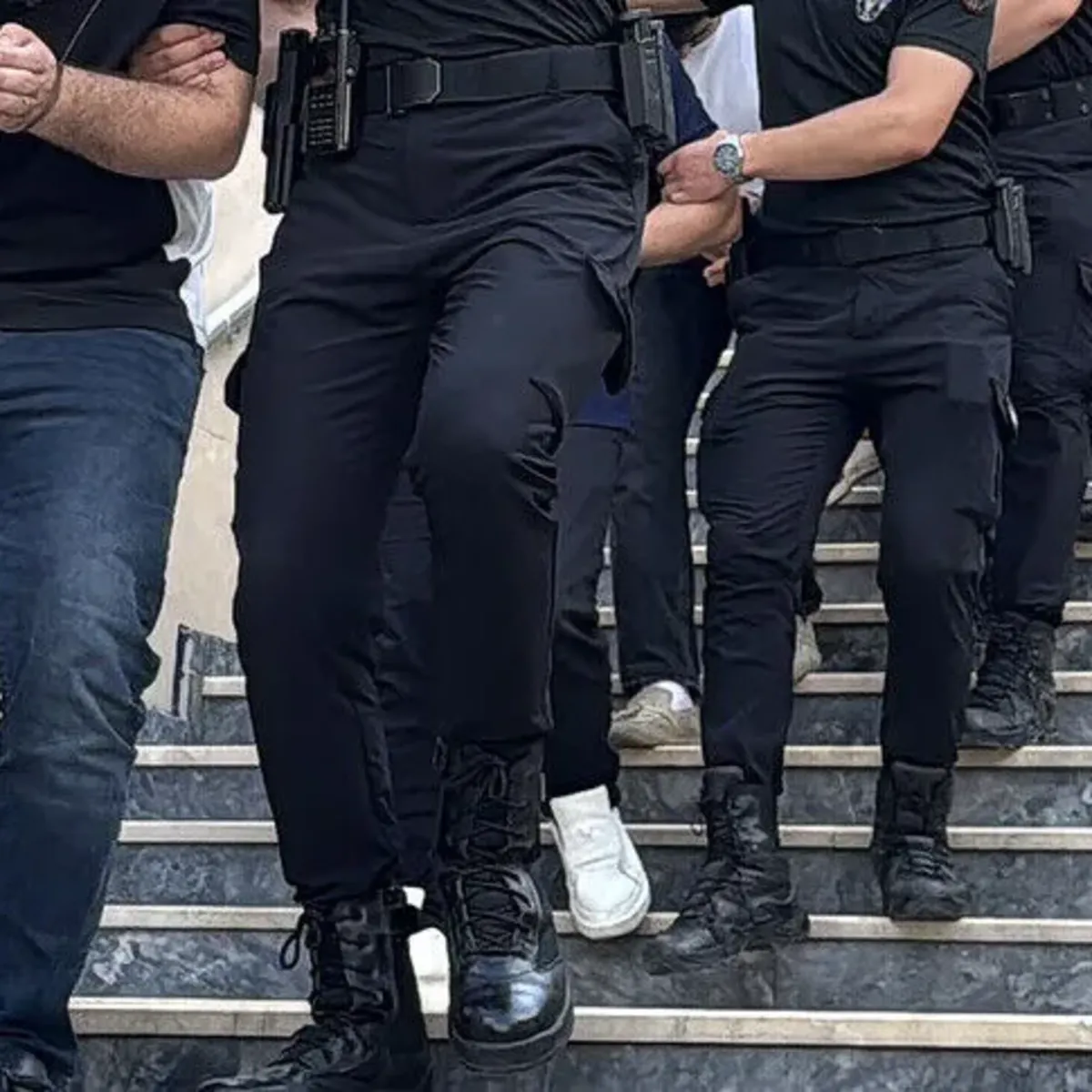 FETÖ’nün fişleme listeleri deşifre oldu! 19 şüpheli yakalandı