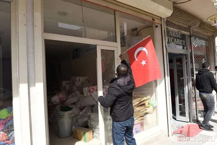 Türkiye Mehmetçik için tek yürek oldu! Her yer Türk bayrağıyla donatıldı