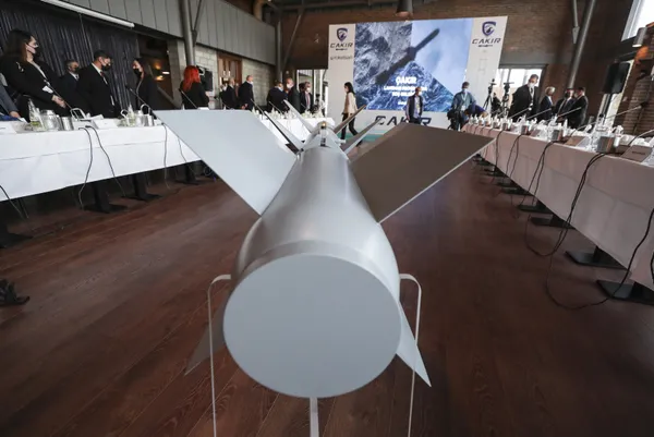 Son dakika: Türkiye’nin yerli ve milli ÇAKIR Füzesi tanıtıldı! İşte ÇAKIR Füzesi’nin özellikleri