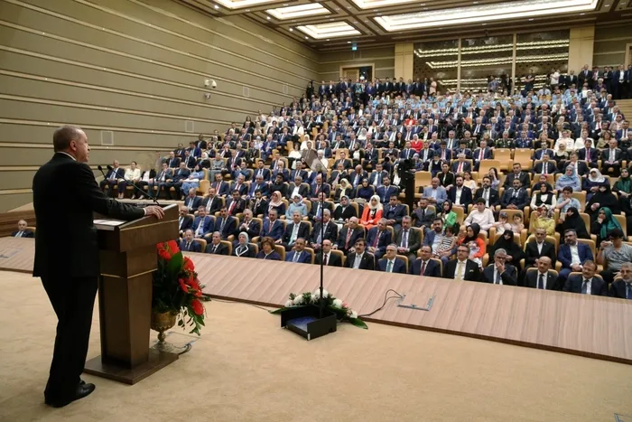 Başkan Erdoğan Binali Yıldırım'a Devlet Şeref Madalyası'nı verdi - 2