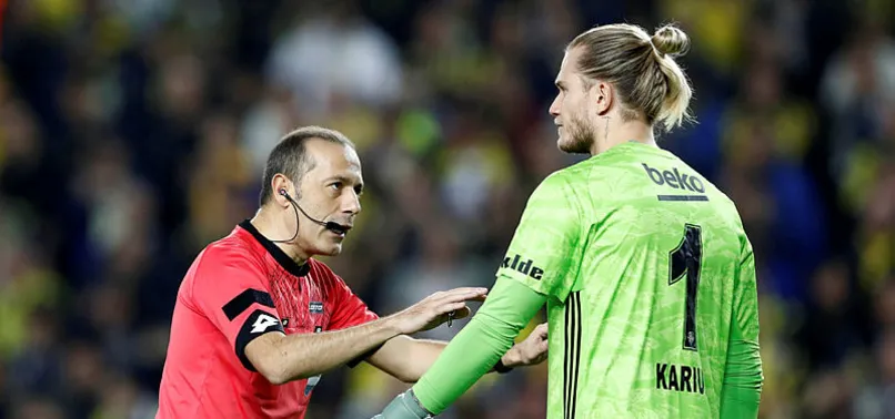 FIFA Cüneyt Çakır'ın biletini kesti!