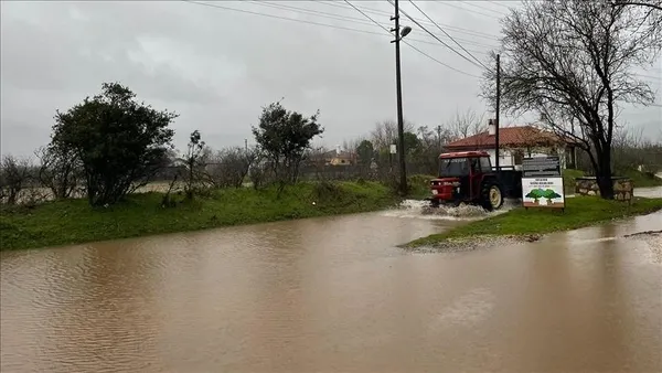 kutup-soguklari-kendini-hissettirdi-meteorolojiden-yeni-kar-ve-saganak-uyarisi-geldi-istanbul-icin-tarih-veril-1673782767559.jpeg Kutup soğukları kendini hissettirdi ❄ Meteoroloji'den yeni kar ve sağanak uyarısı geldi ⛈ İstanbul için tarih verildi - 2
