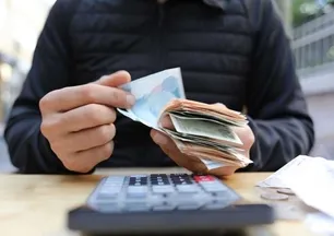 Bağ-Kur'lu esnafa 7200 gün prim müjdesi! Bakan Işıkhan 2026'yı işaret etti