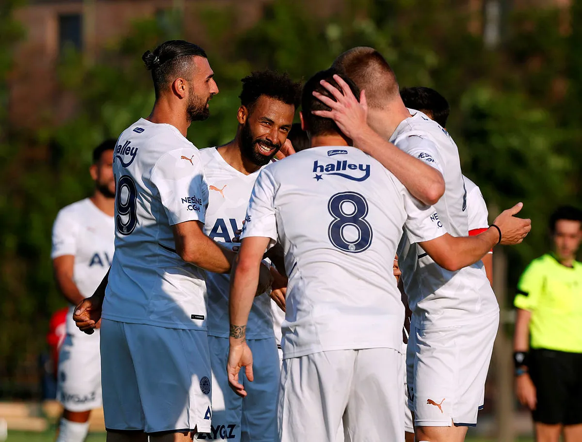 Fenerbahçe rahat kazandı: Gençlerbirliği 0-4 Fenerbahçe (MAÇ SONUCU)