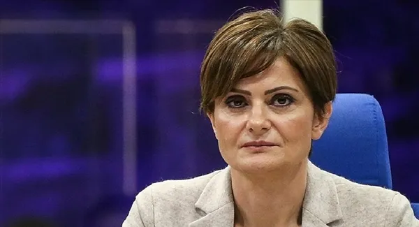 fahrettin-altundan-chpli-canan-kaftanciogluna-aylan-kurdi-tepkisi-aylan-bebegin-katillerinden-emir-alanlardan-baska-ne-beklenir-ki-1618943239539.jpg Fahrettin Altun'dan CHP'li Canan Kaftancıoğlu'na Aylan Kurdi tepkisi! "Aylan bebeğin katillerinden emir alanlardan başka ne beklenir ki?" - 1
