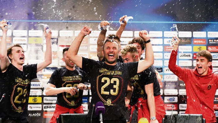 Okan Buruk’tan Mauro Icardi ve Barış Alper Yılmaz açıklaması! Takımda kalacaklar mı? | Transferler hakkında çarpıcı sözler