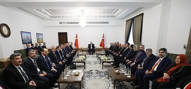 Başkan Erdoğan’dan Irak’ta peş peşe kabul! Irak Türkmen Toplumu ve Irak Sünni toplumu temsilcilerini kabul etti