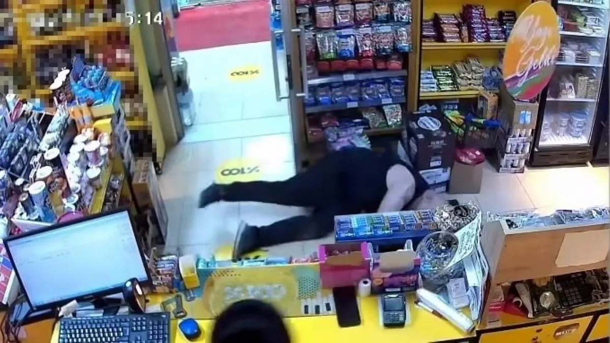 Gülerken bir anda yere yığılıp hayatını kaybetti