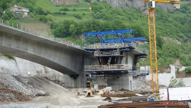Zigana Tüneli'nde sona doğru! Dünyanın ikinci, Avrupa'nın ve Türkiye'nin en uzun çift tüplü karayolu tüneli olacak 13