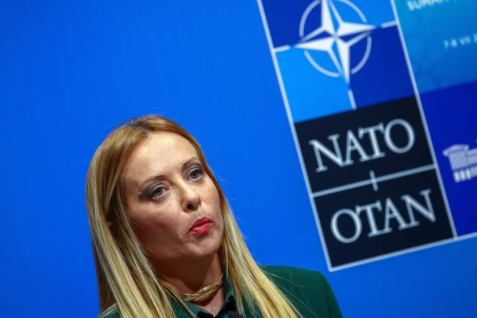 nato-zirvesine-o-anlar-damga-vurdu-dunya-liderleri-hem-guldurdu-hem-sasirtti-1783586131983.jpg Foto: Arşiv