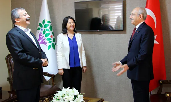 CHP'li Sezgin Tanrıkulu'ndan flaş itiraf! CHP Genel Başkanı Kılıçdaroğlu neden "dostlarımız" dedi? - 3