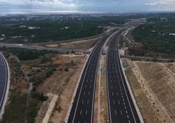 Çeşmeli-Kızkalesi Otoyolu trafiğe açılıyor: 2,5 saatlik yol 18 dakikaya iniyor
