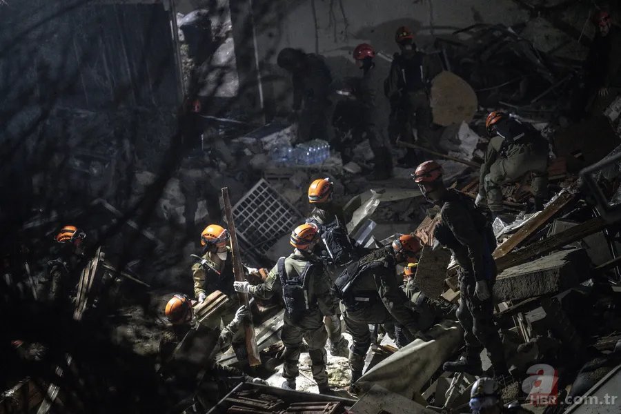 Tel Aviv ve Hayfa'da kıyamet gecesi: İran füzeleri İsrail'i vurdu 1