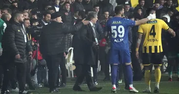 Erman Toroğlu tartışmalı pozisyonu yorumladı! İstanbulspor - Trabzonspor maçı yarıda kaldı | Hakemin kararı doğru mu?