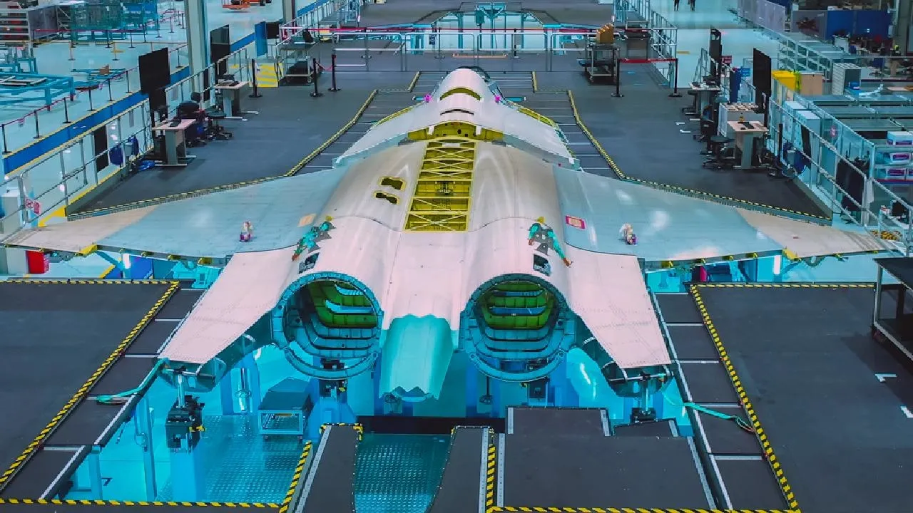 Türkiye'den savunmada büyük atılım: Atak-2, Milli Muharip Uçak ve Hürjet için geri sayım başladı