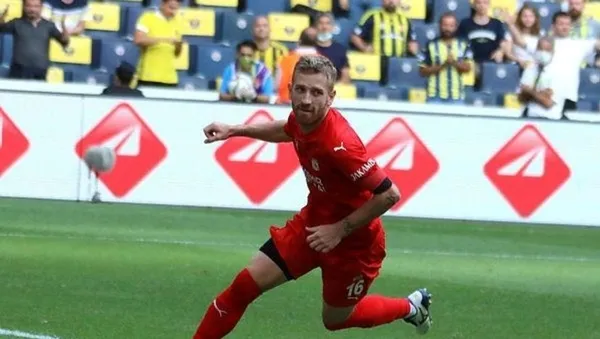 sivassporlu-pedro-henrique-brezilya-ekiplerinden-internacionale-transfer-oldu-1649802626346.jpg Sivassporlu Pedro Henrique Brezilya ekiplerinden Internacional'e transfer oldu - 1