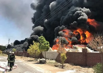 Son dakika: Gaziantep'te depoda büyük yangın
