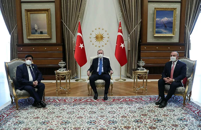 Son dakika: Başkan Erdoğan'dan Külliye'de önemli görüşme! Bangladeş Dışişleri Bakanı Momen’i kabul etti - 1