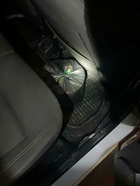 Düzce’de kısıtlamada evlere içki taşıyan taksiciye 6 bin 150 lira ceza kesildi - 2