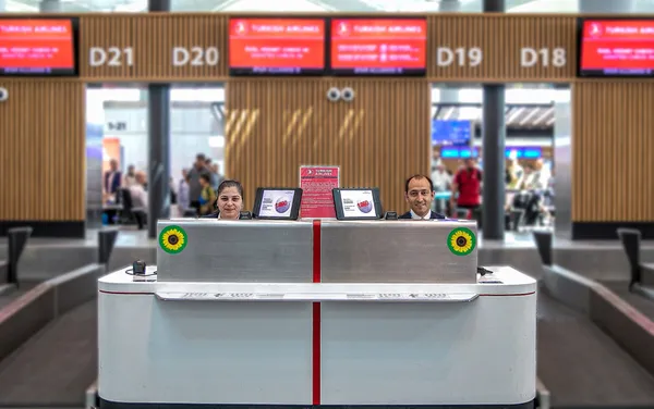 THY engelliler için Ayçiçeği Yaka Kartı uygulamasını başlattı