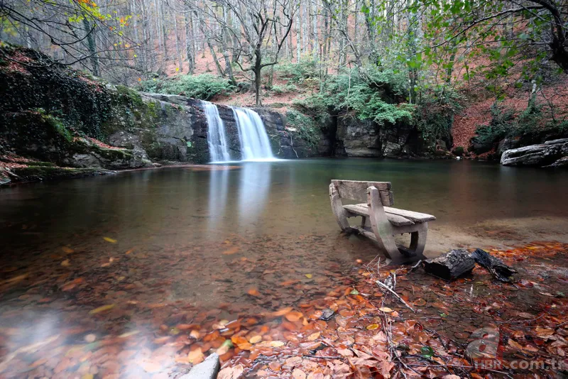 Görüntüler Bursa’dan… Kırık fay hattı ortaya mest eden güzelliği çıkardı! Sonbahar güzelliği… 3