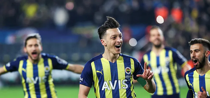 Fenerbahçe'de Mesut Özil'den dikkat çeken paylaşım