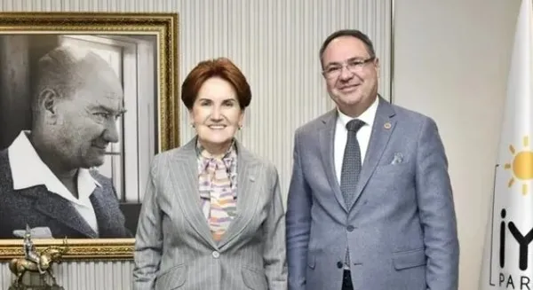 iyi-partinin-tuzla-belediye-baskan-adayi-akin-gurkan-istifa-etti-1703534299657.jpg İYİ Parti’nin Tuzla Belediye Başkan Adayı Akın Gürkan istifa etti - 2