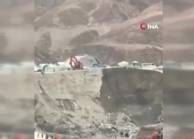 Afganistan’da altın madeninde göçük