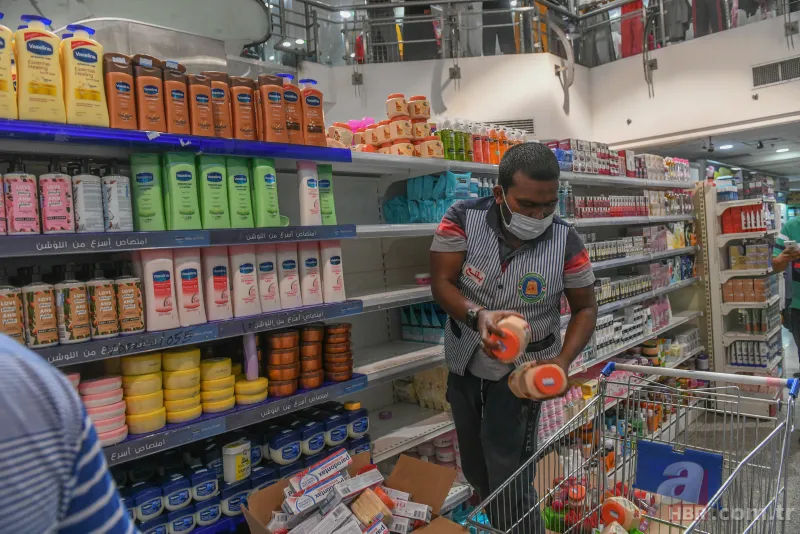 Fransız mallarına dev boykot! Tek ses oldular... 7