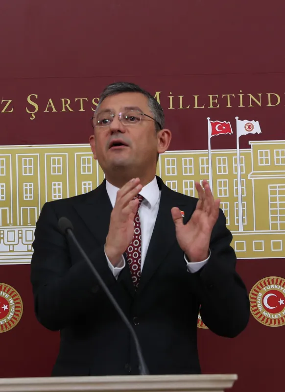 pkk-skandalindan-aklanmaya-calisan-chpye-nedim-senerden-zor-sorular-o-zaman-pkk-sozcusu-demirtasa-neden-destek-1664296761269.jpg PKK skandalından aklanmaya çalışan CHP'ye Nedim Şener'den zor sorular: O zaman PKK sözcüsü Demirtaş'a neden destek oluyorsunuz? - 4