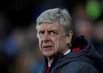 Arsene Wenger Beşiktaş'ın yıldızını istiyor!