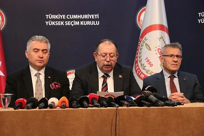 iste-31-martin-kesin-sonuclari-ysk-baskani-yener-tek-tek-acikladi-hangi-parti-kac-belediye-kazandi-1715014761591.jpeg İşte 31 Mart'ın kesin sonuçları! YSK Başkanı Yener tek tek açıkladı: Hangi parti kaç belediye kazandı? - 3