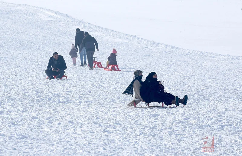 İstanbul'da fırtına bitiyor, kar geliyor! Harita resmen alarm verdi: İşte kritik günler 4