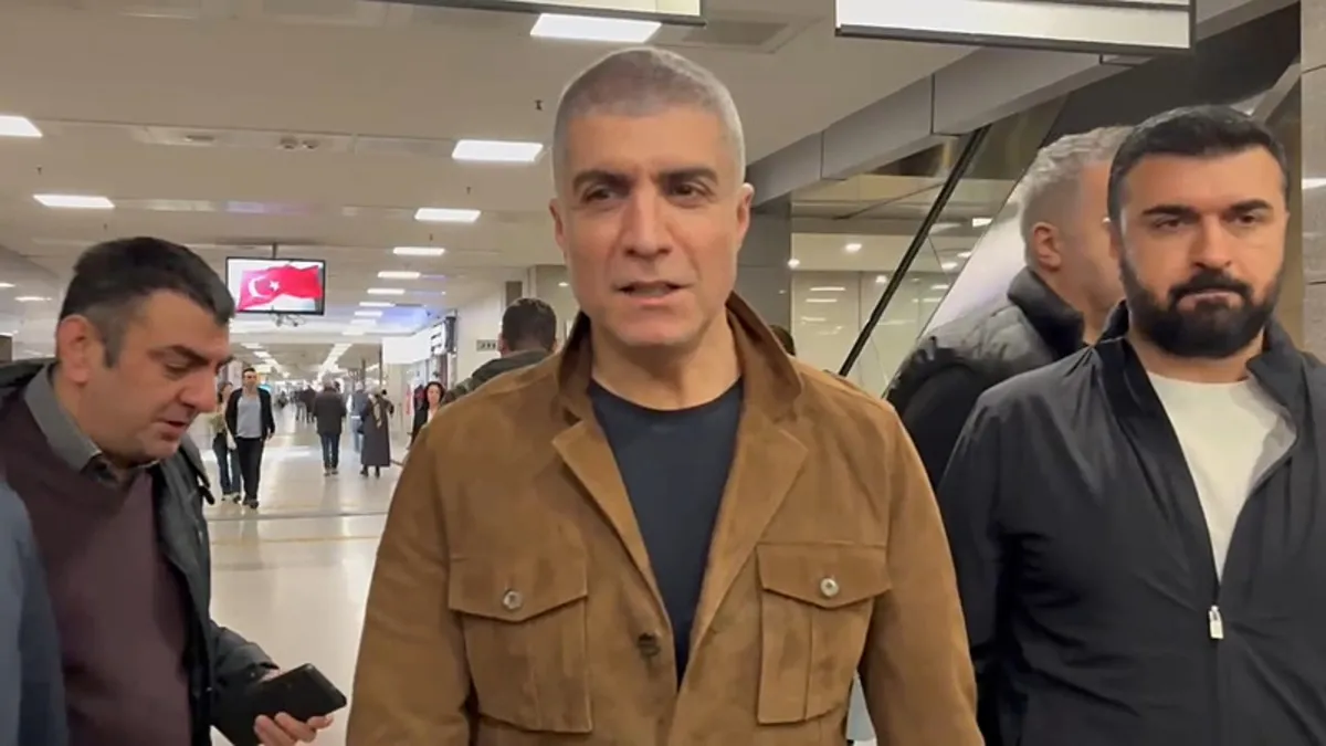 Sanatçı Özcan Deniz ifade verdi! Kaçak yapı soruşturması...