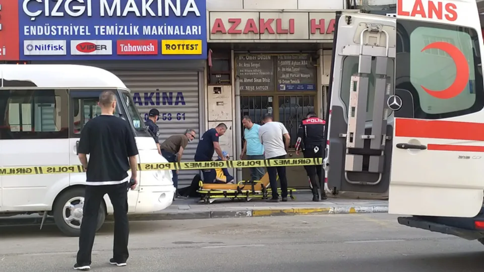 Bursa’da kadını silahla rehin aldı!