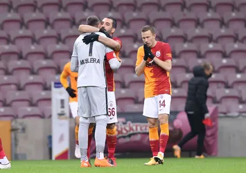 Fernando Muslera maç sonucu açıklamalarda bulundu: "Dün gece uyuyamadım"