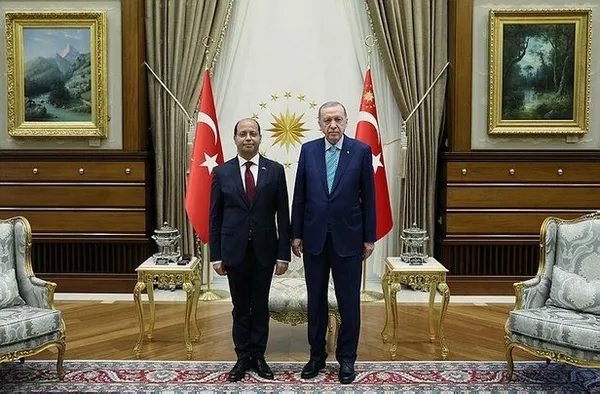 Başkan Erdoğan’dan Külliye’de peş peşe önemli kabuller! 13 yıl sonra bir ilk yaşandı