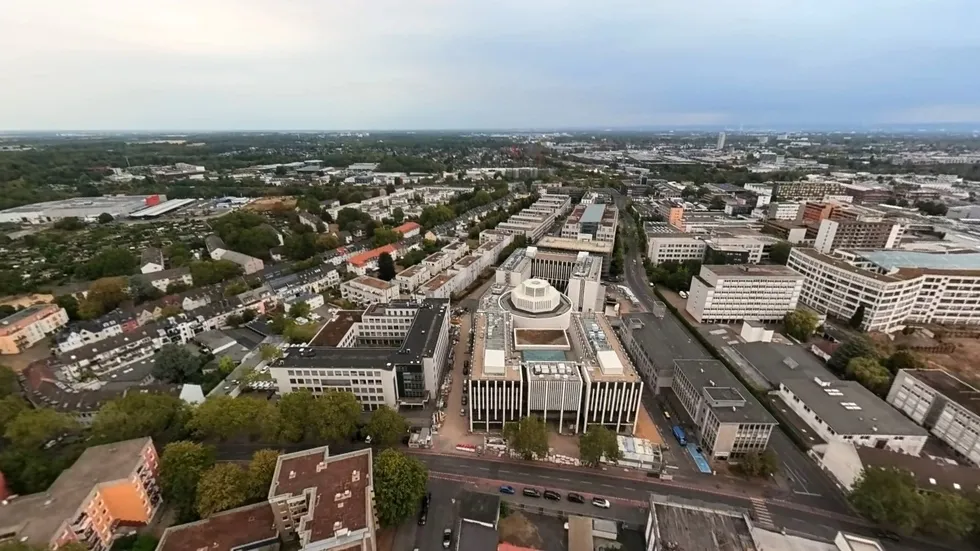 1786884929056.jpeg Köln'deki 70 milyon euro değerindeki genel merkez! İşte Alihan Kuriş'in dev tesisi - 2
