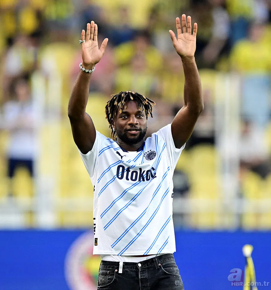 Fenerbahçe'den şimdi de Firmino bombası! En-Nesyri sonrası yeni hedef belli oldu 7