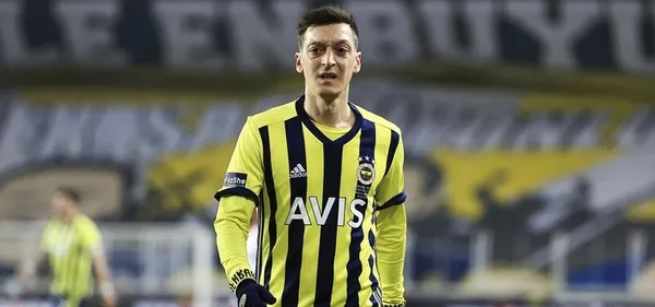 Mesut Özil’in İstiklal Marşı’nı okuması Alman basınında geniş yankı buldu!