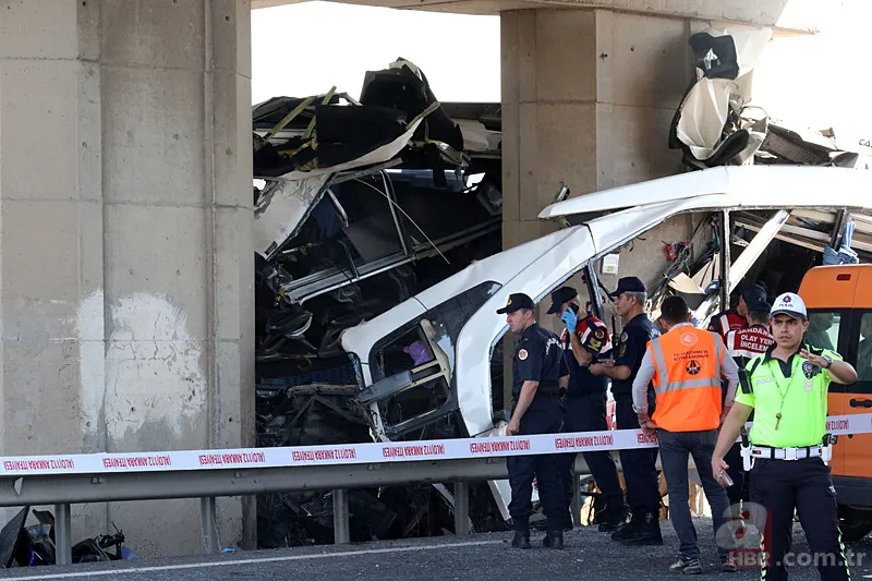 Ankara'da katliam gibi kaza! Yolcu otobüsü köprünün ayağına saplandı | Kahreden detay ortaya çıktı 17