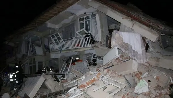 Elazığ'daki depremzedeler yeni yıla evlerinde girecek - 8
