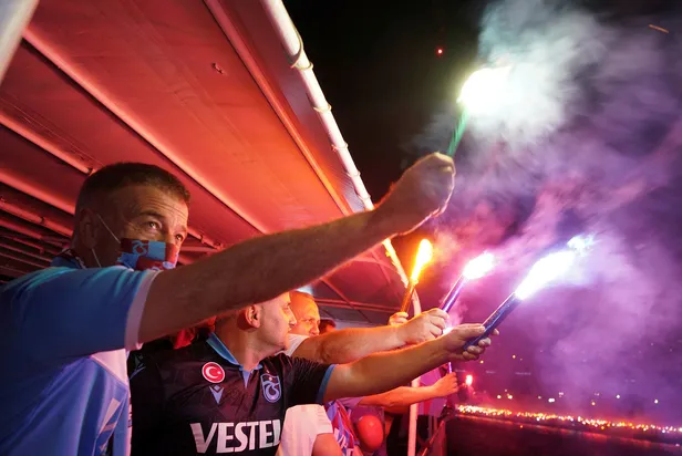trabzonspor-kopenhag-maci-ne-zaman-2022-sampiyonlar-ligi-play-off-turu-ts-kopenhag-maci-hangi-tarihte-oynanaca-1659439294672.jpg Trabzonspor Kopenhag maçı ne zaman? 2022 Şampiyonlar Ligi play-off turu TS Kopenhag maçı hangi tarihte oynanacak? - 7